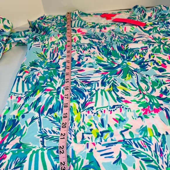 Lilly Pulitzer Jansen Long Sleeved Sweatshirt Size L/ NWT - Picture 5 of 10